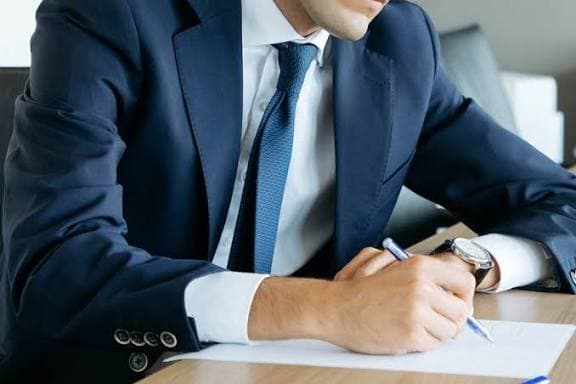Unlock Liquidity Without Disrupting the Portfolio
A Strategic Alternative to Margin Loans for High-Net-Worth Clients